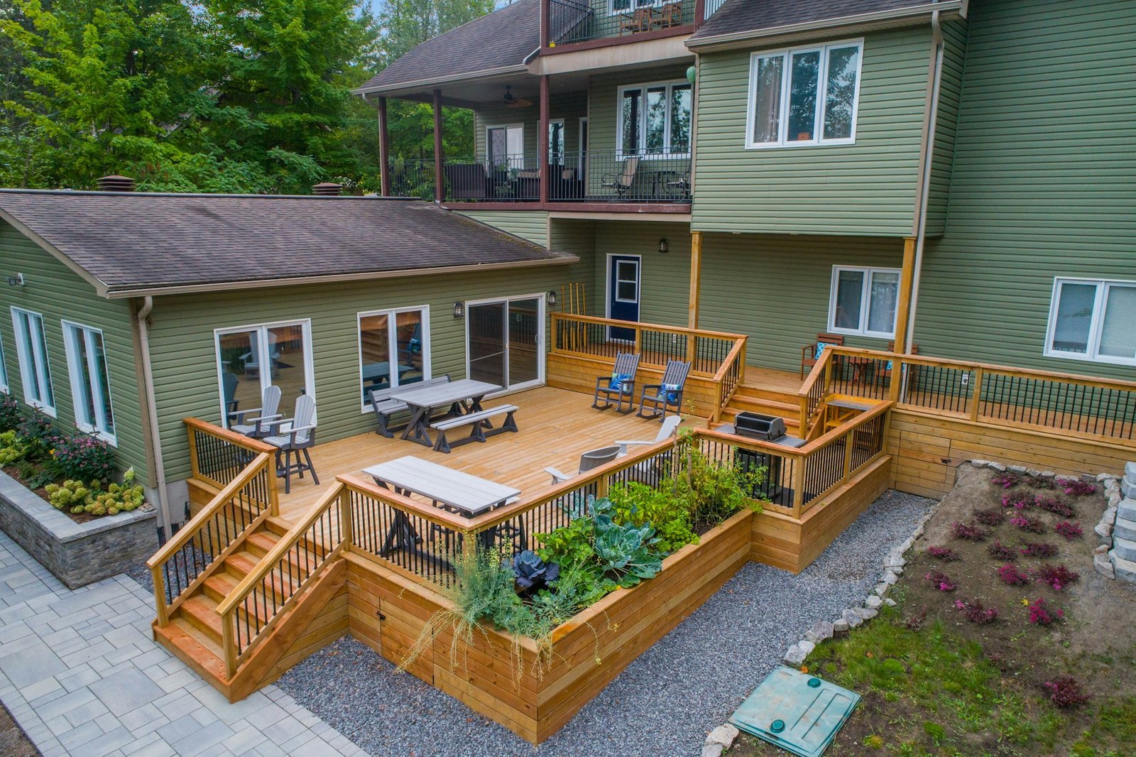 Cedar deck with an outdoor dining set